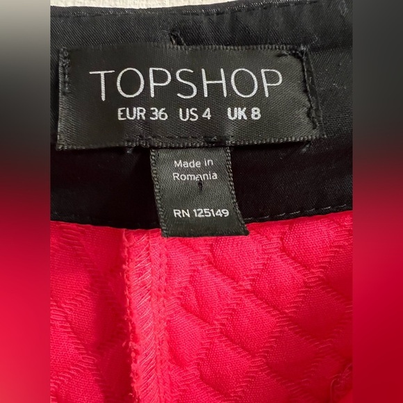 [JUST IN] Topshop Pink Quilted High Waisted Shorts Sz 4 - Picture 8 of 9